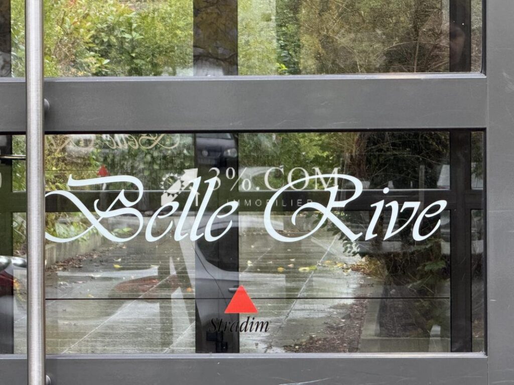 3%COM Bel appartement F3 coté canal – terrasse – garage – 3 pièces – 2 chambres – 60 m²