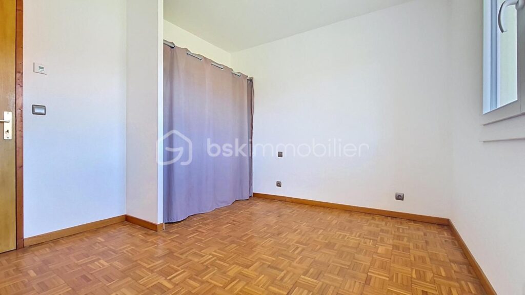 VILLA 4 FACES – VUE SUR LE CANIGOU – 4 CHAMBRES – PISCINE – GARAGE – 6 pièces – 4 chambres – 155 m²
