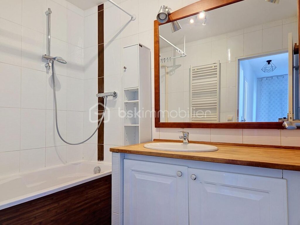 Appartement F4 résidence Chanteclair – 4 pièces – 3 chambres – 72 m²