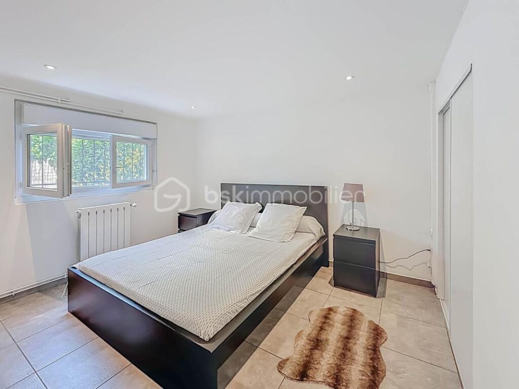 EXCLUSIVITÉ *** VILLA T5 DE 130M2 AVEC PISCINE ET APPARTEMENT INDEPENDANT À SAINT GEORGES D&rsquo;ORQUES *** – 5 pièces – 4 chambres – 130 m²