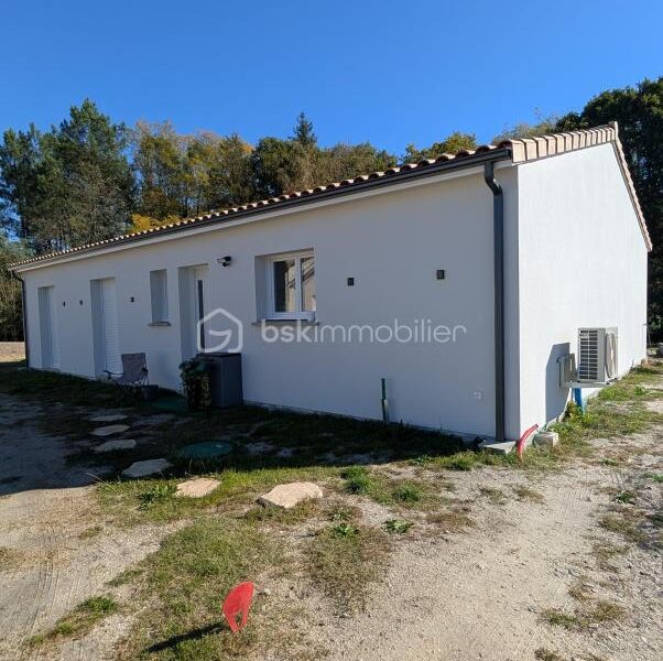 Maison à vendre à Saint yzan de soudiac