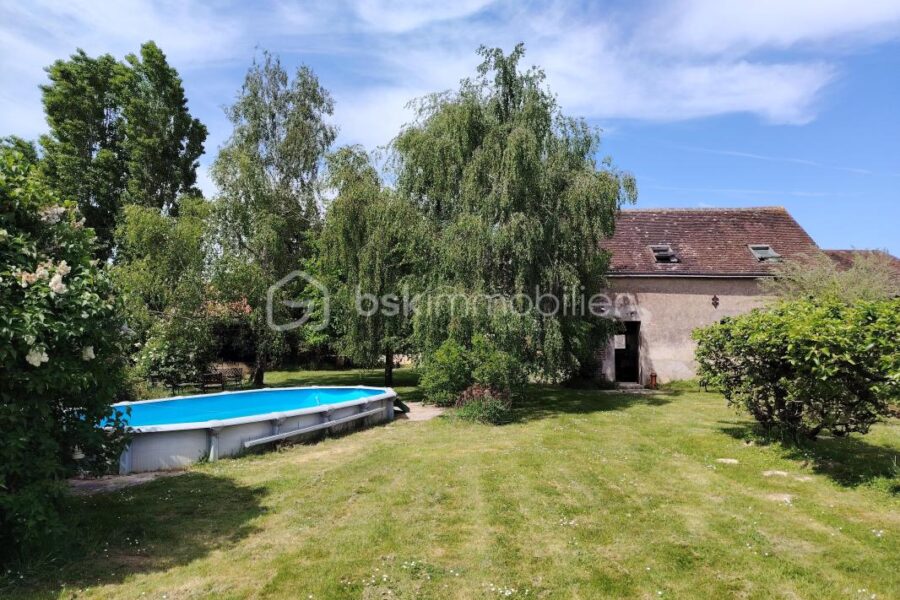 Maison à vendre à Saint laurent en gatines