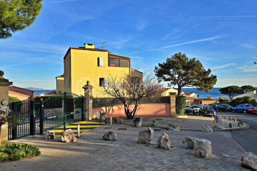 Appartement à vendre à Sausset les pins