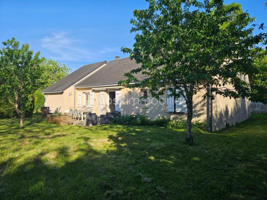 MAISON DE 100 M2 – 4 pièces – 3 chambres – 100 m²