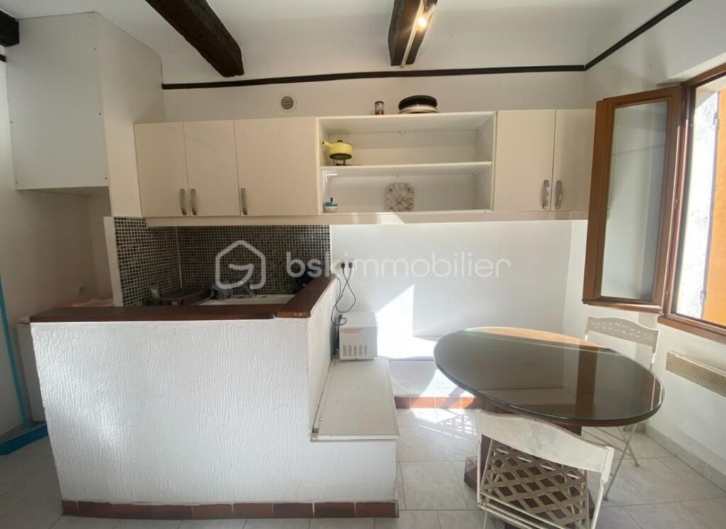 Habitez un duplex plein de charme tout en percevant un loyer mensuel – 4 pièces – 3 chambres – 82 m²