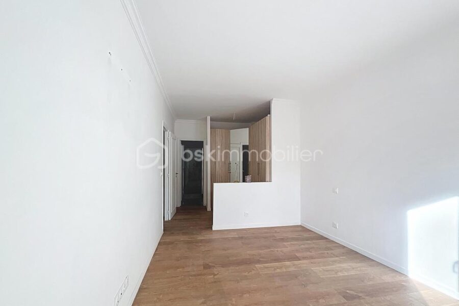 Appartement à vendre à L hay les roses