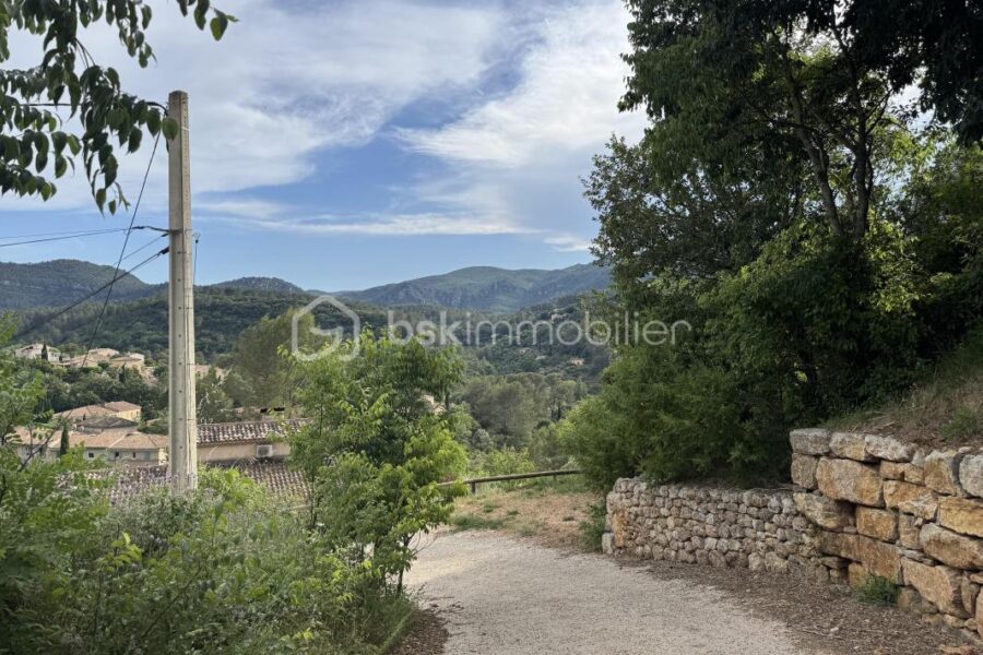 Terrain à vendre à Belgentier