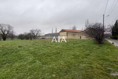 Terrain à vendre à Mansle-les-fontaines