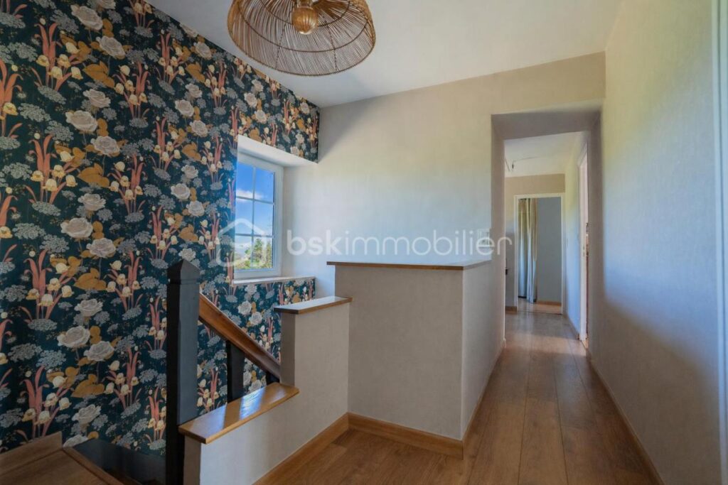 Votre havre de paix rural en pierre au cœur de Valcanville – 6 pièces – 3 chambres – 157 m²