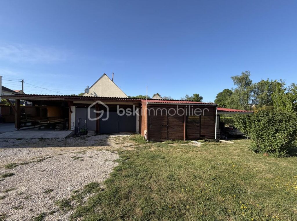 Charmante maison contemporaine en pleine campagne à Viels-Maisons – 5 pièces – 4 chambres – 102 m²