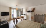 Maison 230 m² 3 appartements , 1 T4, 1 T2, 1 studio sur 3500 m² de terrain – 8 pièces – 5 chambres – 250 m²