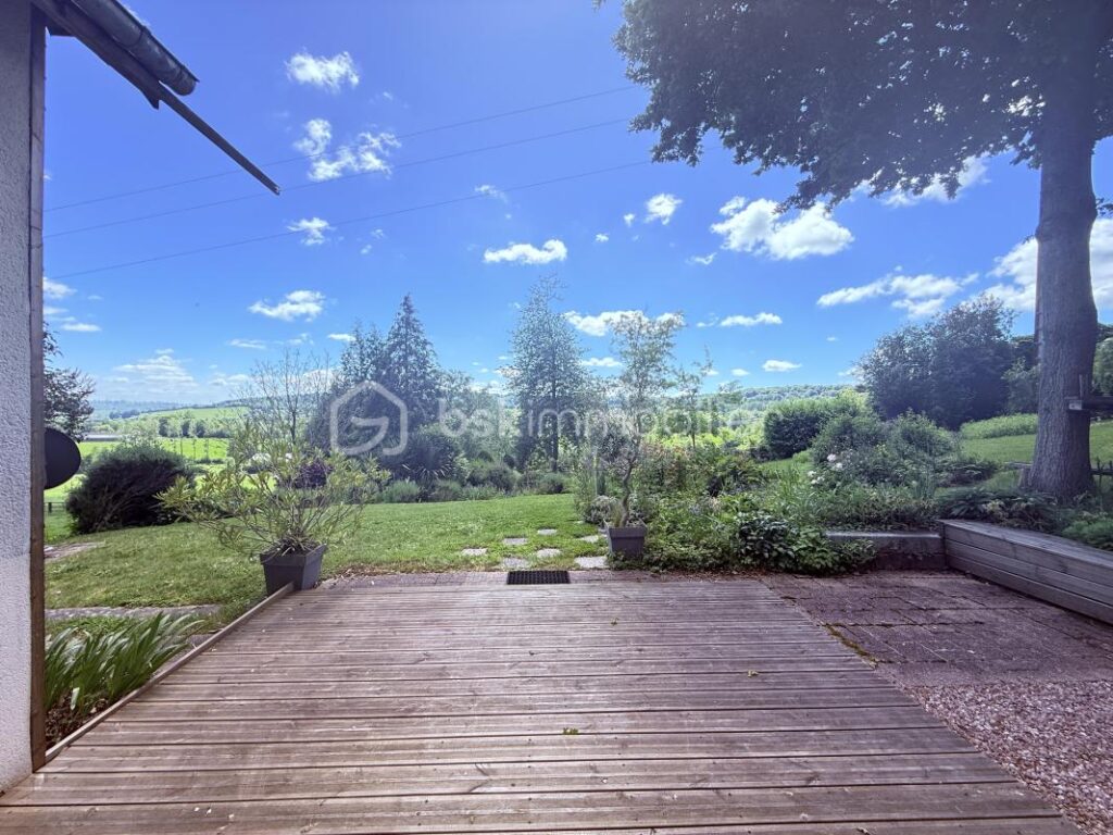 VUE EXCEPTIONNELLE ET IMPRENABLE – 5 pièces – 3 chambres – 106 m²