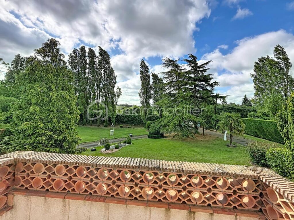 Propriété à Bressuire – 7 pièces – 4 chambres – 164 m²