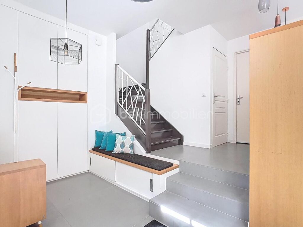 APPARTEMENT HAUT DE STANDING 215M² MEAUX CENTRE – 4 CHAMBRES – DPE C – 640 000 € – 8 pièces – 4 chambres – 162 m²