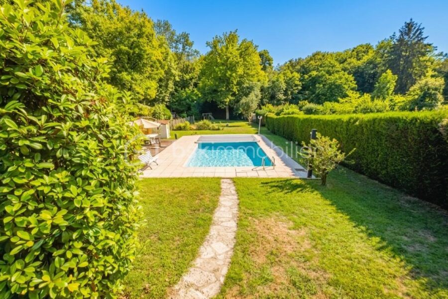 Maison à vendre à Fontaine le port
