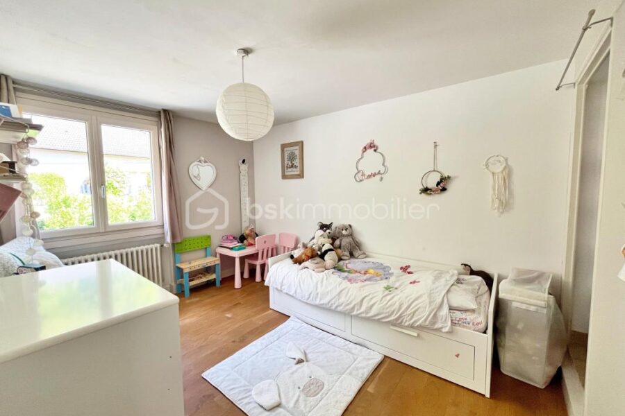 Maison à vendre à Challes les eaux