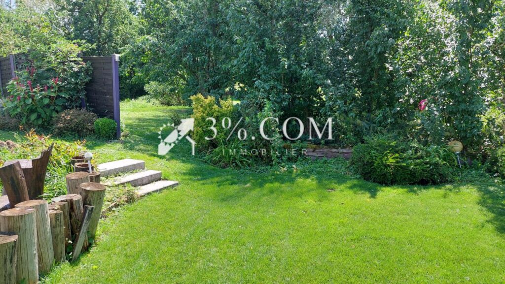 3%COM Belle demeure avec piscine du 27 ares – 8 pièces – 7 chambres – 360 m²
