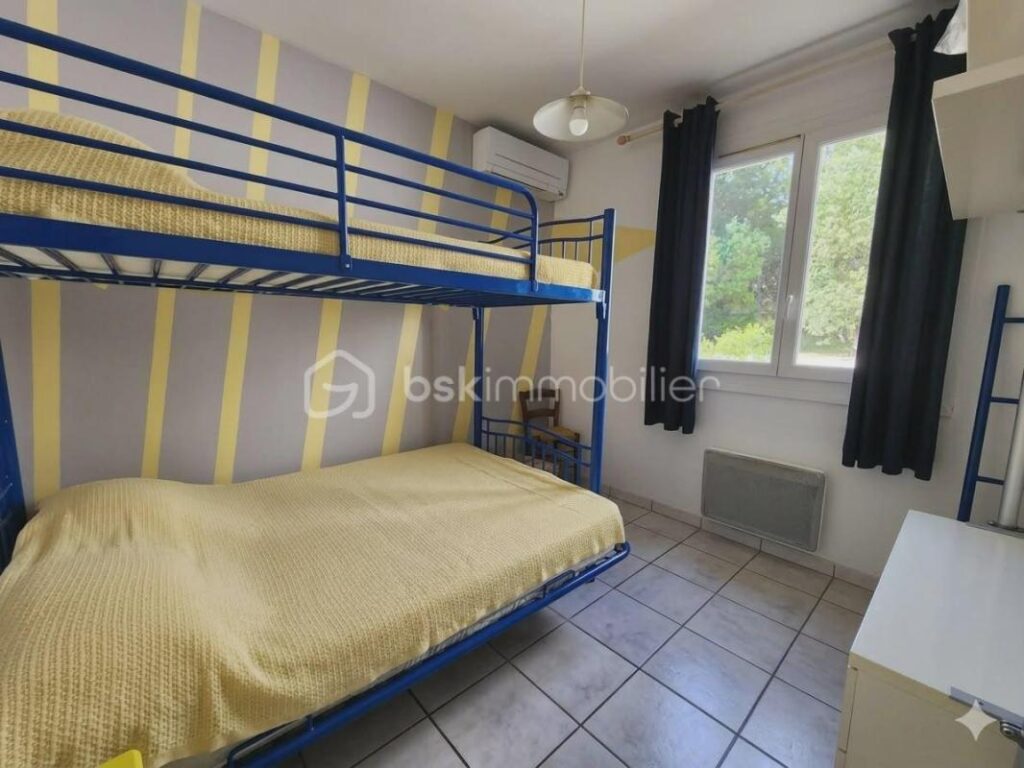 VILLA D&rsquo;EXCEPTION SUR LES HAUTEURS DE TOURBES AVEC UN APPARTEMENT INDÉPENDANT – 6 pièces – 3 chambres – 170 m²