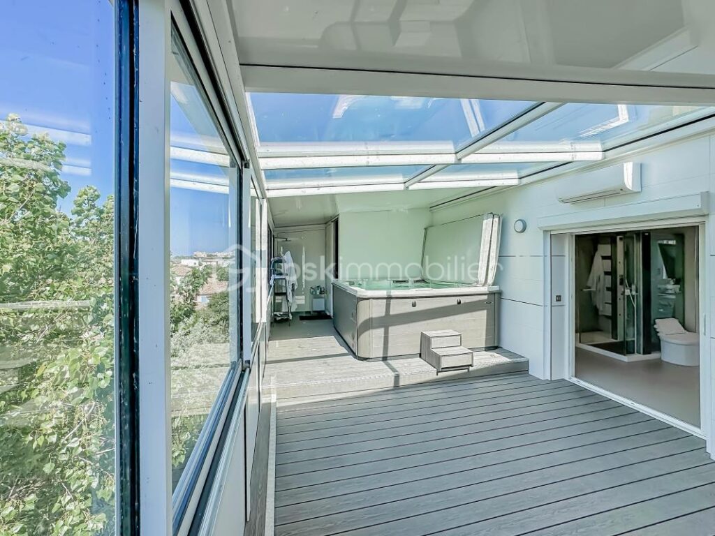 UNIQUE *** Magnifique Appartement T5 de 160m2 avec terrasse de 50m2 Vue Mer à PALAVAS *** – 5 pièces – 3 chambres – 160 m²