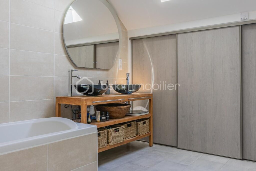 Magnifique T4 avec terrasses panoramiques – Viviers-du-Lac ✨ – 4 pièces – 3 chambres – 89 m²