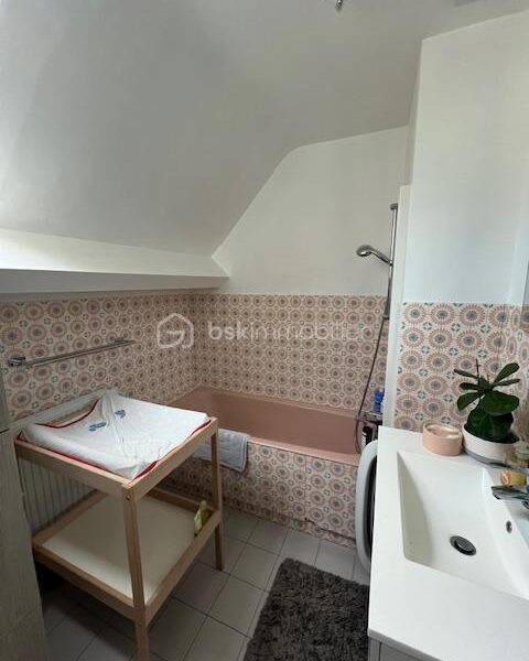 Maison à vendre à Neaufles saint martin