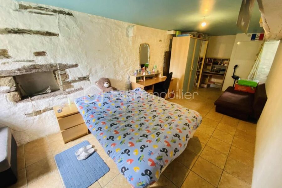 Maison à vendre à Loyat