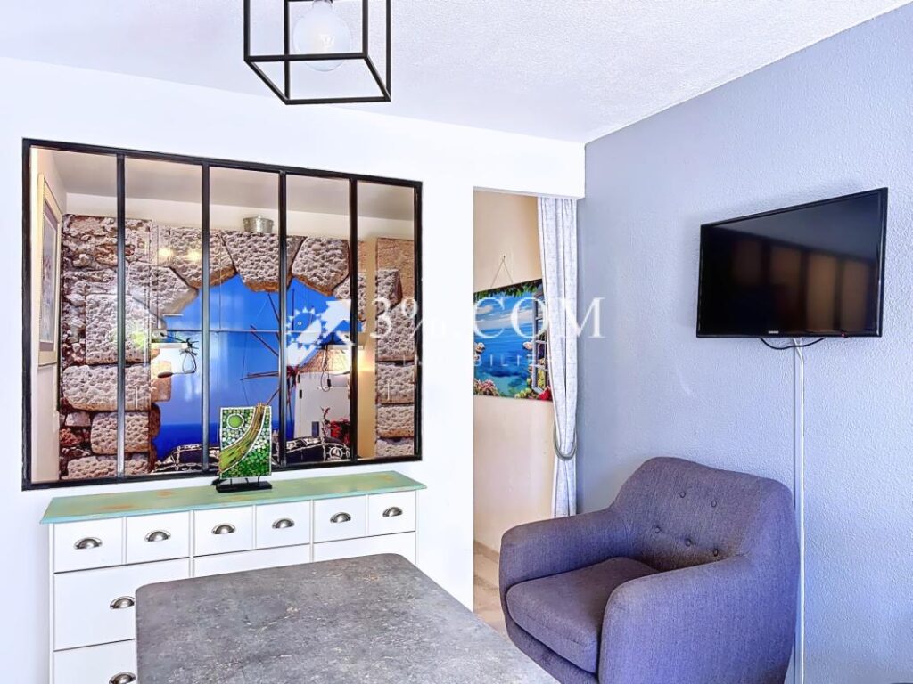 Charmant pavillon 4 pièces de 32.5 m2 avec terrasse de 32 m2 – 4 pièces – 2 chambres – 32 m²