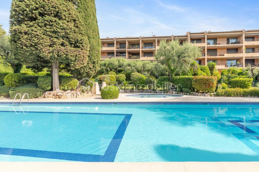 Appartement 2 pièces à Vence – 2 pièces – 1 chambre – 50 m²