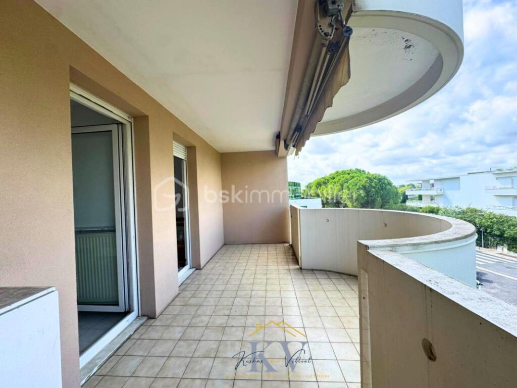 À louer – Beau T3 avec terrasses et box – Secteur Hôtel du Département de l&rsquo;Hérault – 3 pièces – 2 chambres – 69 m²