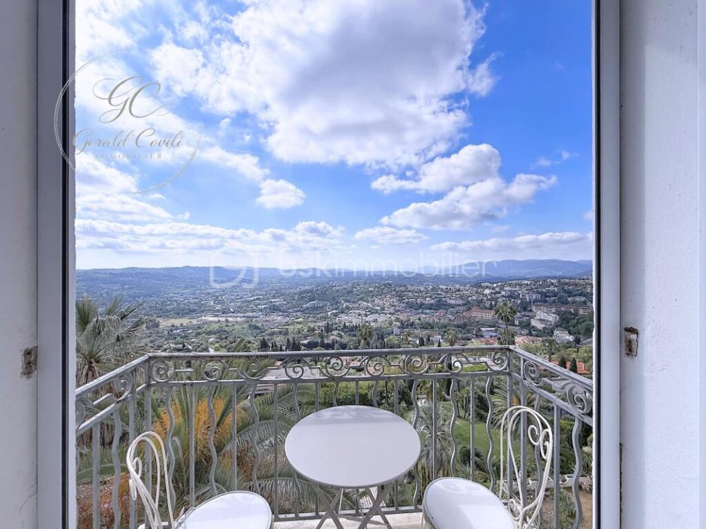 APPARTEMENT 3 PIECES DE 103 M² AVEC UNE VUE SPECTACULAIRE MER SITUE A GRASSE – 3 pièces – 2 chambres – 103 m²