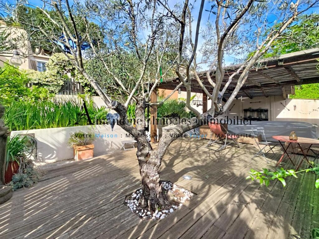 Villa familiale coup de coeur aux accents de vacances !! – 4 pièces – 4 chambres – 137 m²