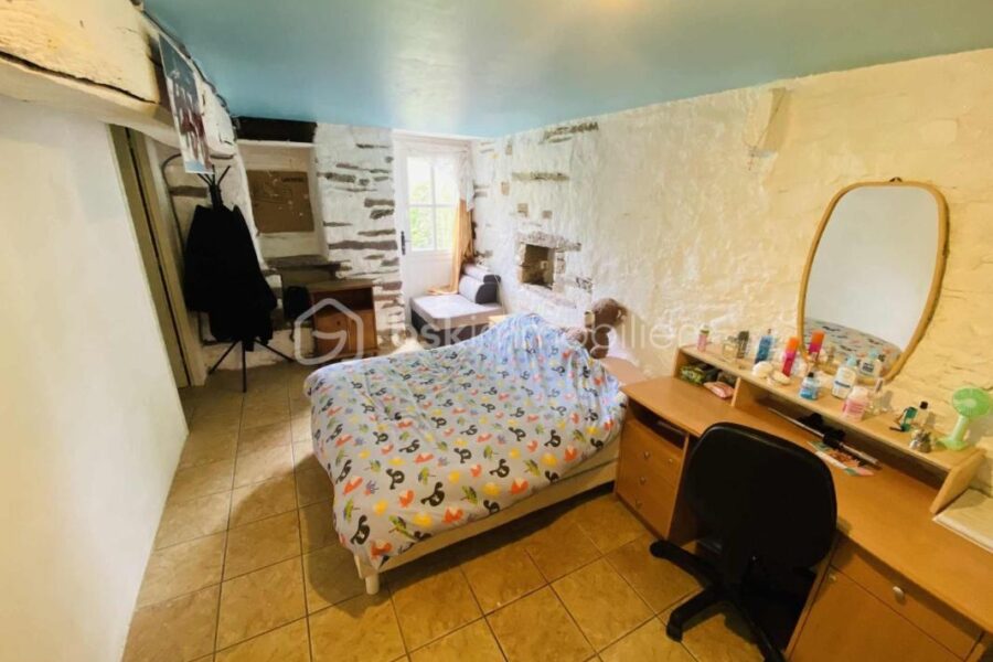 Maison à vendre à Loyat