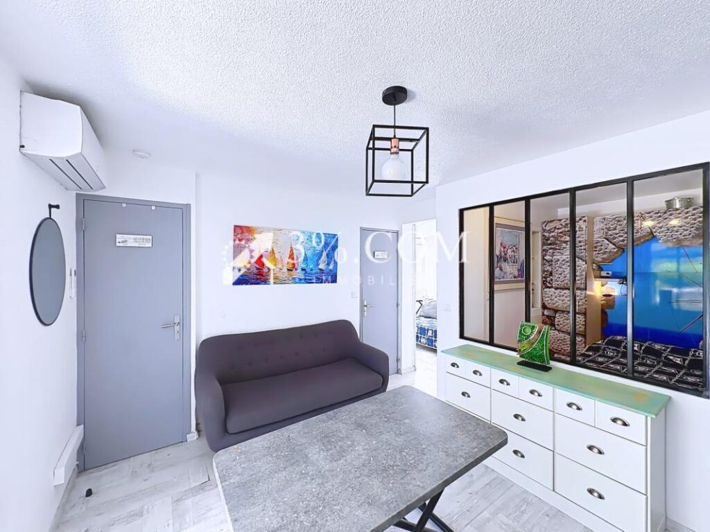 Charmant pavillon 4 pièces de 32.5 m2 avec terrasse de 32 m2 – 4 pièces – 2 chambres – 32 m²