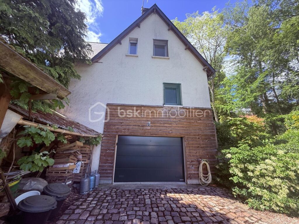 VUE EXCEPTIONNELLE ET IMPRENABLE – 5 pièces – 3 chambres – 106 m²