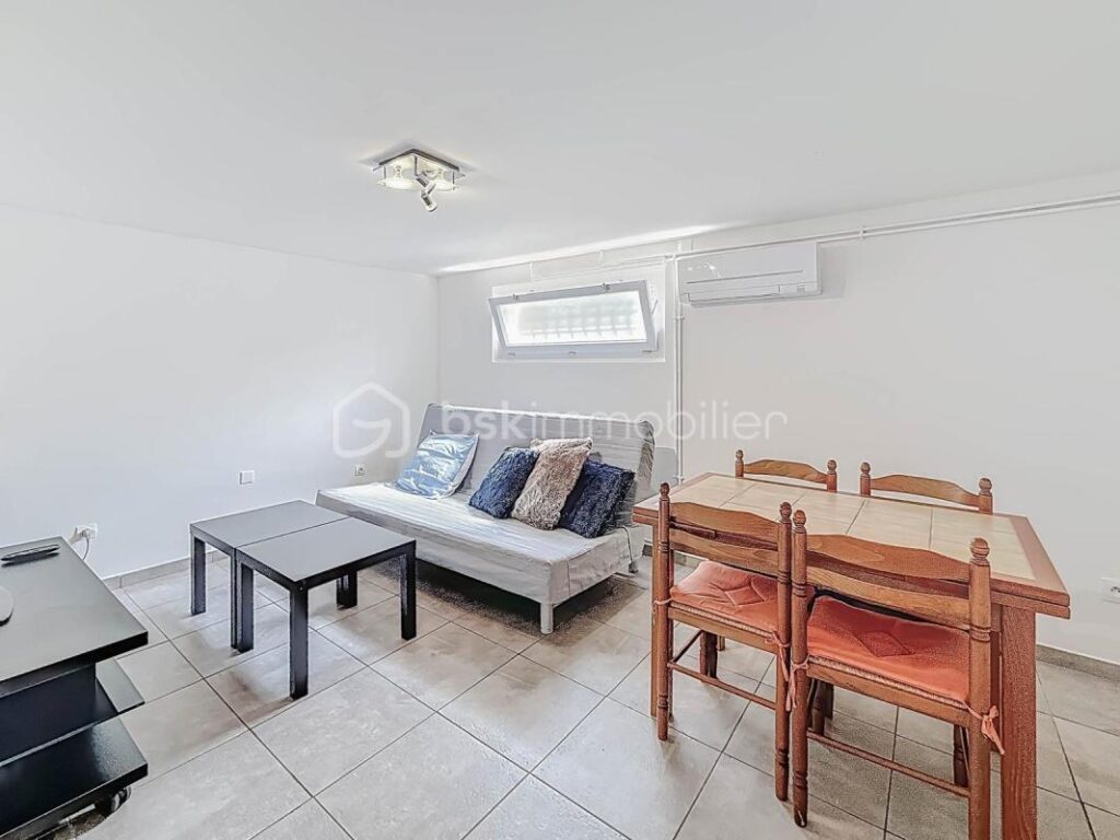 EXCLUSIVITÉ *** VILLA T5 DE 130M2 AVEC PISCINE ET APPARTEMENT INDEPENDANT À SAINT GEORGES D&rsquo;ORQUES *** – 5 pièces – 4 chambres – 130 m²