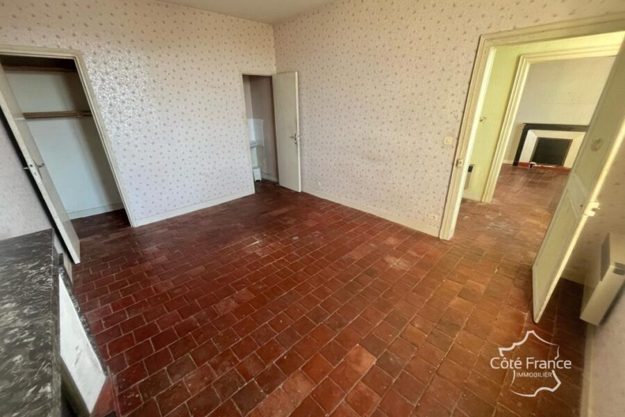 Maison à vendre à Molesmes
