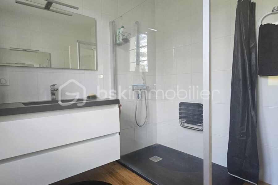 Maison à vendre à Saint remy en rollat