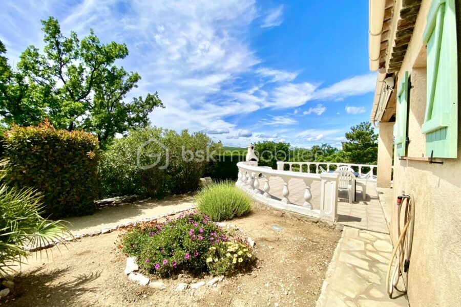 Maison à vendre à Saint-Vallier-de-Thiey