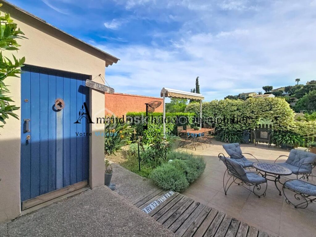 Villa familiale coup de coeur aux accents de vacances !! – 4 pièces – 4 chambres – 137 m²