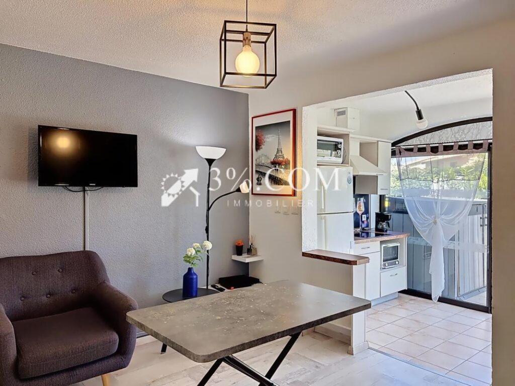 Charmant pavillon 4 pièces de 32.5 m2 avec terrasse de 32 m2 – 4 pièces – 2 chambres – 32 m²