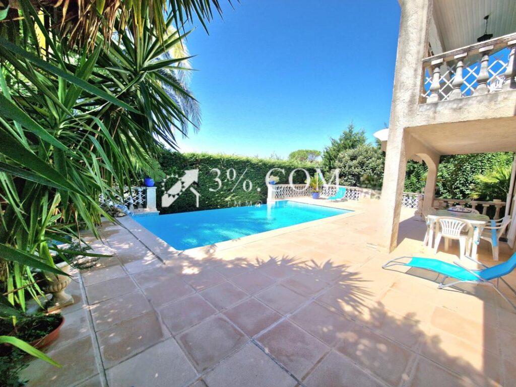 Villa familiale avec vue dégagée aux Golfs – 6 pièces – 3 chambres – 136 m²