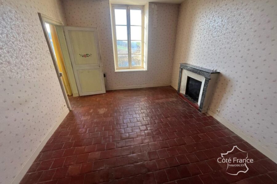 Maison à vendre à Molesmes