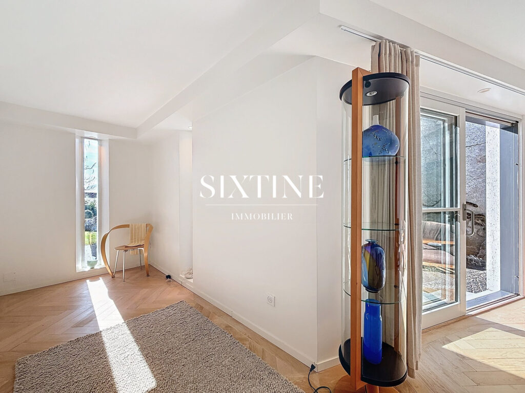 Chaleureuse demeure de caractère en pierre, alliant charme d&rsquo; – 12 pièces – 7 chambres – 297.00 m²