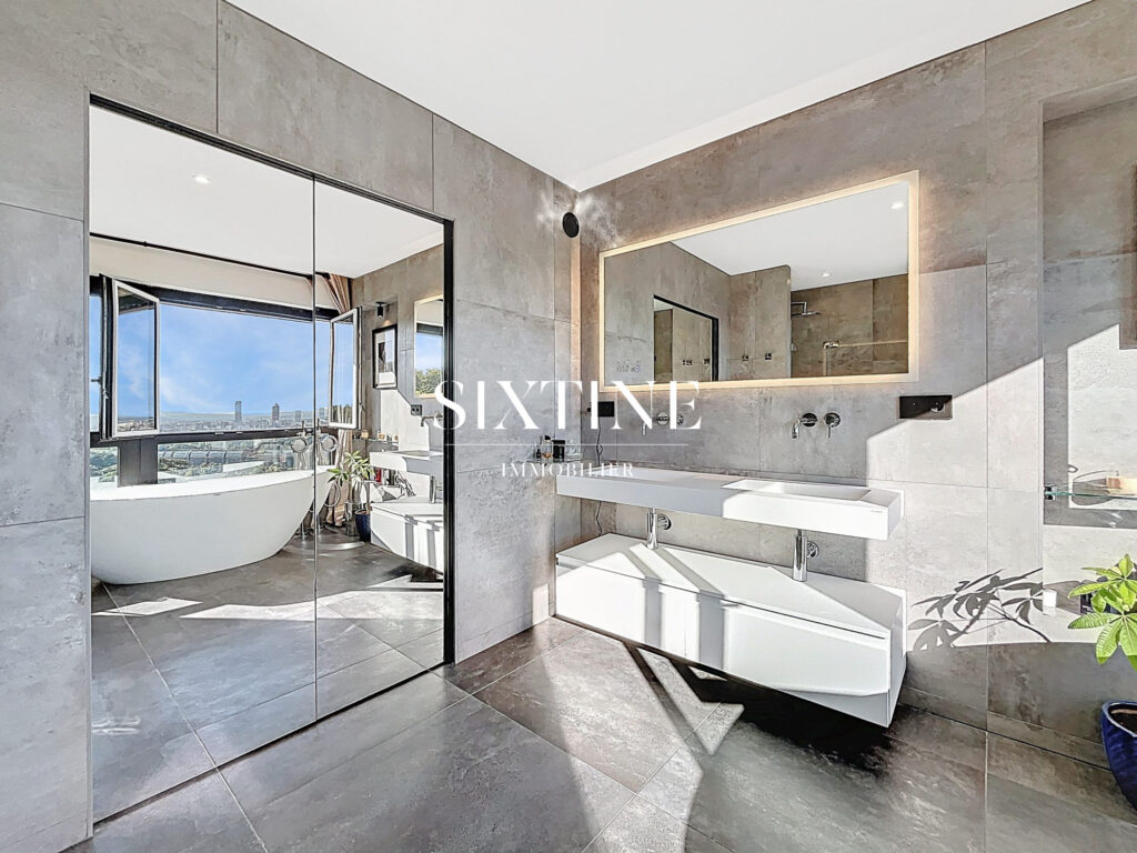 Appartement de standing avec vue panoramique – 5 pièces – 4 chambres – 140.00 m²