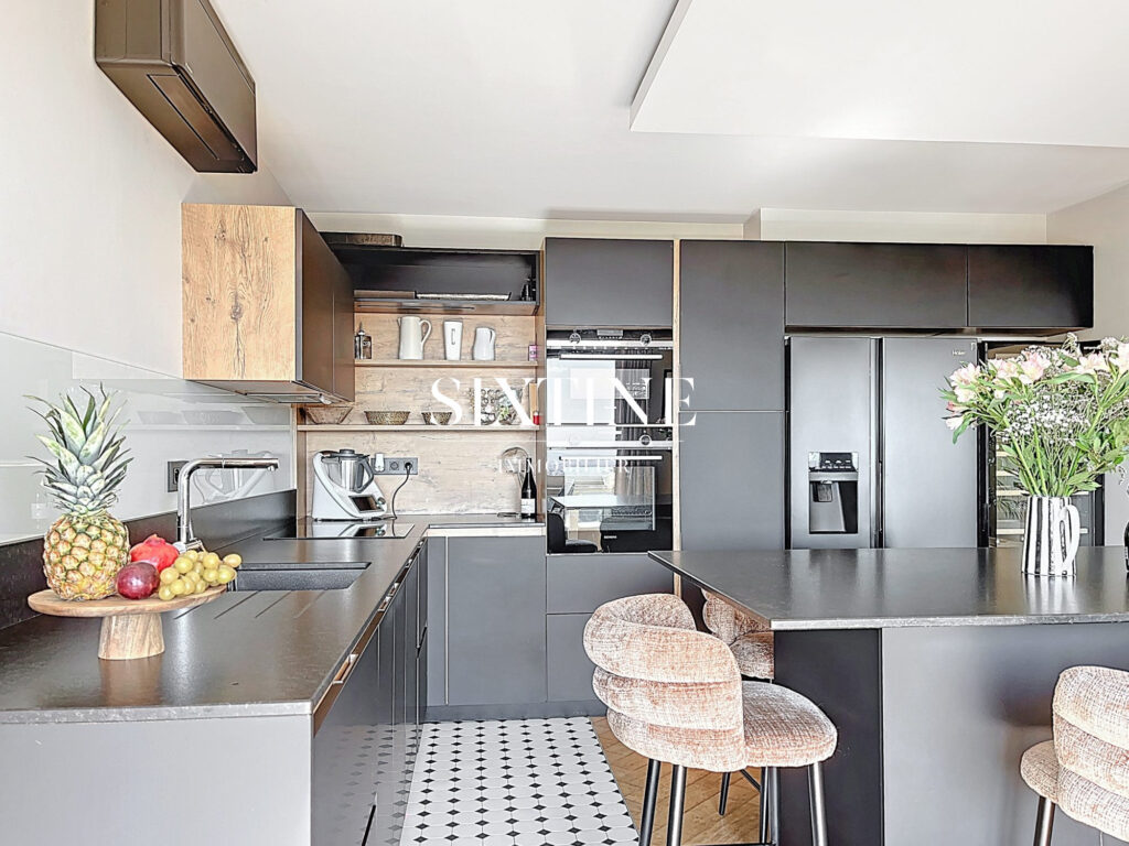 Appartement de standing avec vue panoramique – 5 pièces – 4 chambres – 140.00 m²