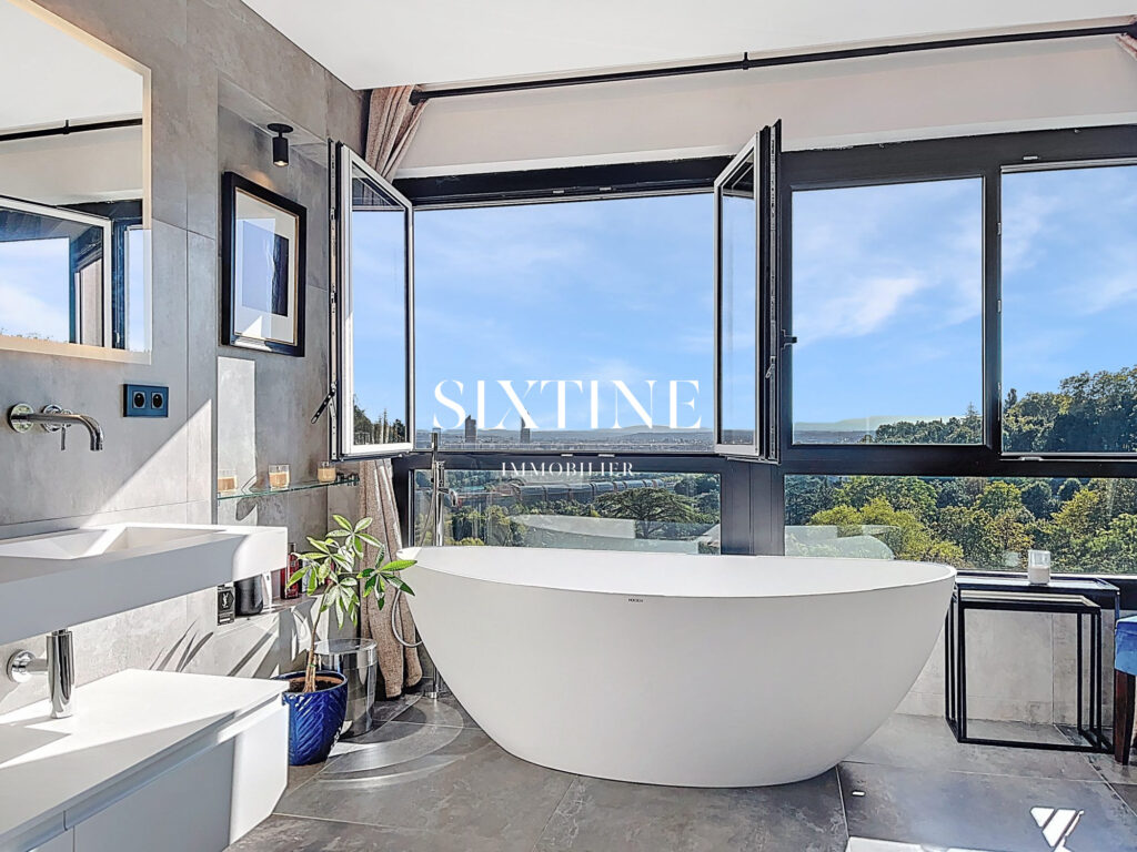 Appartement de standing avec vue panoramique – 5 pièces – 4 chambres – 140.00 m²