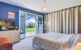 VUE SUR LES MONTAGNES ENNEIGEES – 10 pièces – 4 chambres – 271.00 m²
