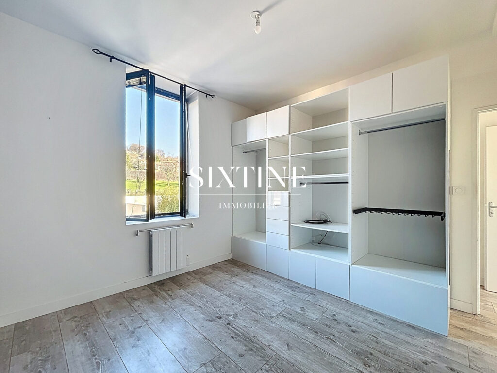 VUE EXCEPTIONNELLE – 5 pièces – 3 chambres – 135.00 m²
