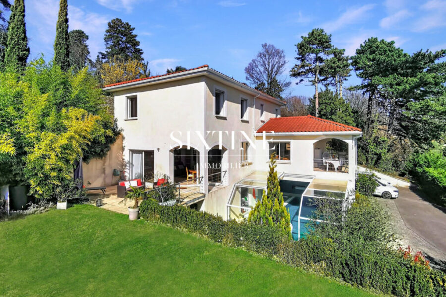Maison à vendre à Saint-cyr-au-mont-d&rsquo;or