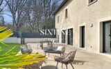 Ferme de caractère  302 m² habitables + dépendances  V – 8 pièces – 6 chambres – 302.00 m²